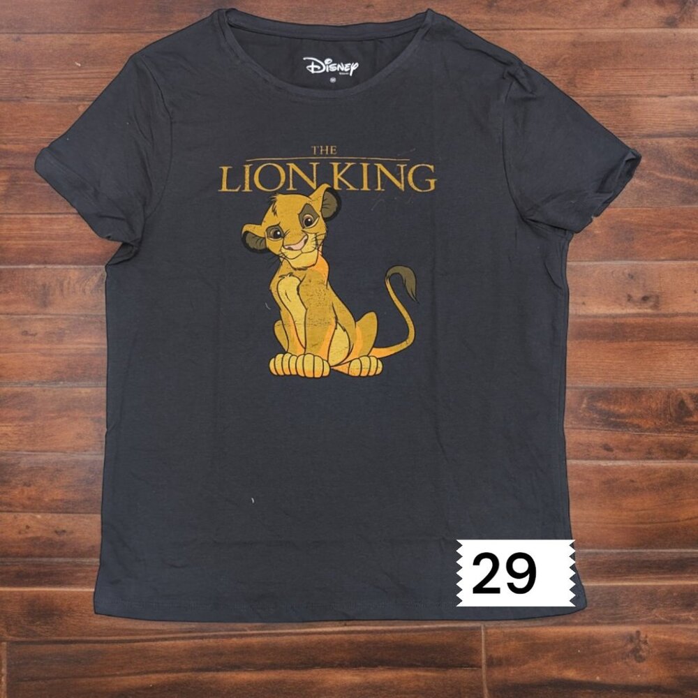 XXL Disney Marvel Looney Tunes Women's and Juniors graphic T-shirts NWOT Pick 1 - Picture 5 of 12
